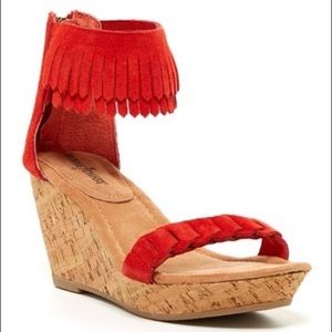 BRAND NEW Minnetonka | Nicki Wedge Sandal | Size 9